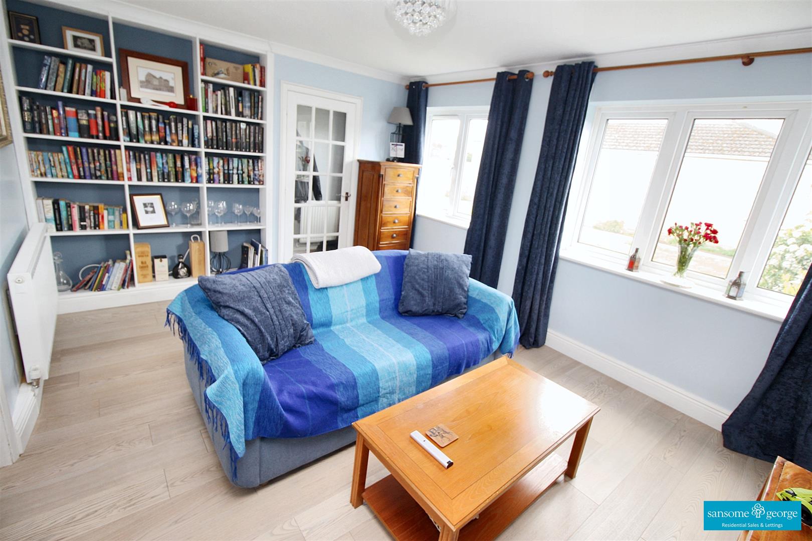 Primrose Close, Purley On Thames, Reading